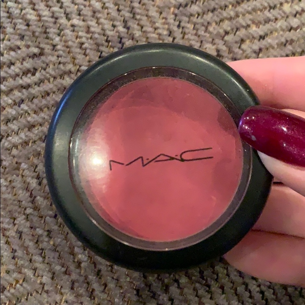 MAC Cosmetics DOLLY MIX blush